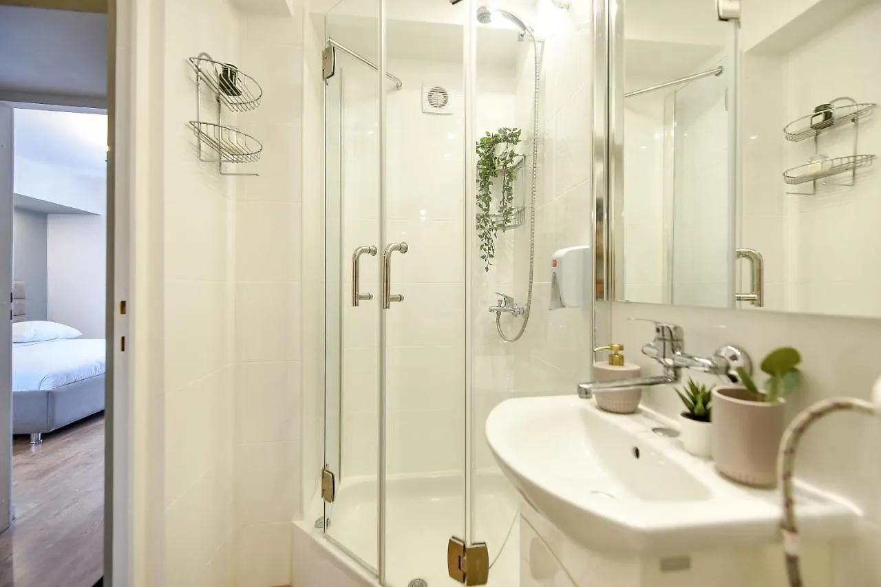 Wonderful View Studio on Calea Victoriei - Homey Residence Bucureşti Apartament