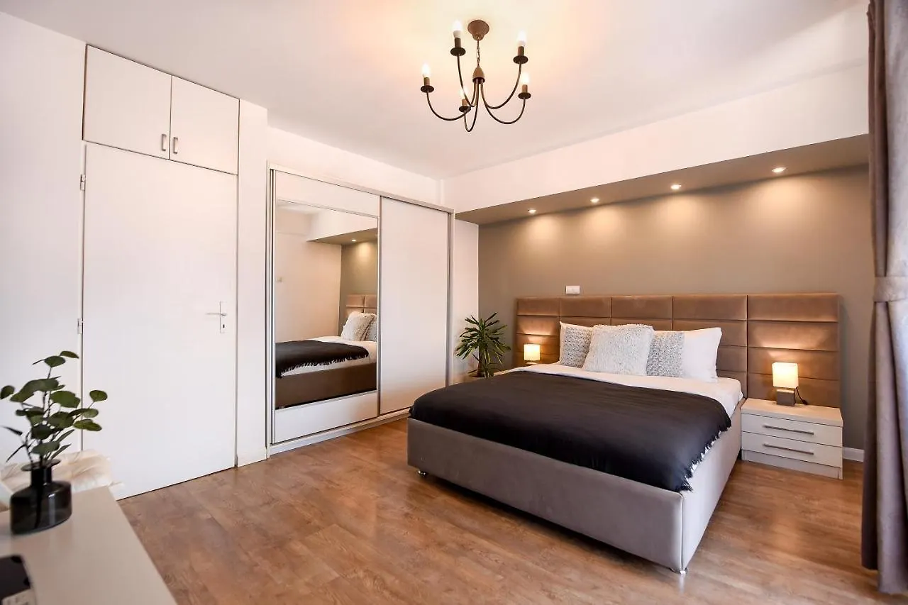 Wonderful View Studio on Calea Victoriei - Homey Residence Bucureşti România